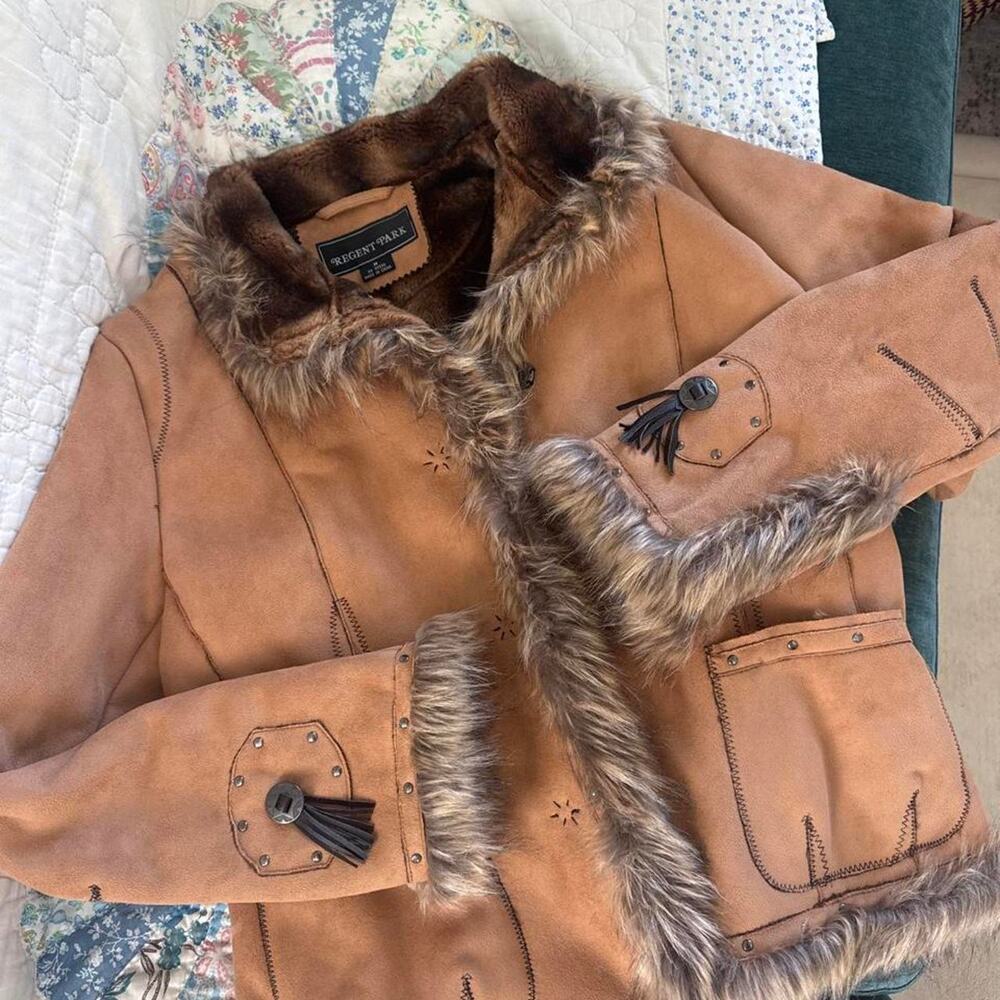 Brown jacket with fur trim
